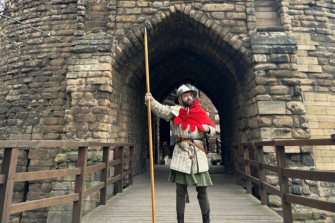 1-Hour and a Half Walking Guided Tour in Medieval Newcastle - Guildhall and Trinity House: Newcastle’s working city