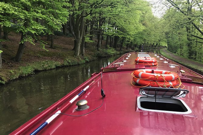 1-Hour Public Cruise - A quick canal escape from Skipton