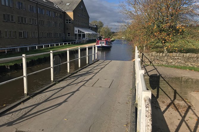 Afternoon Tea Cruise in North Yorkshire - The best views are simple ones