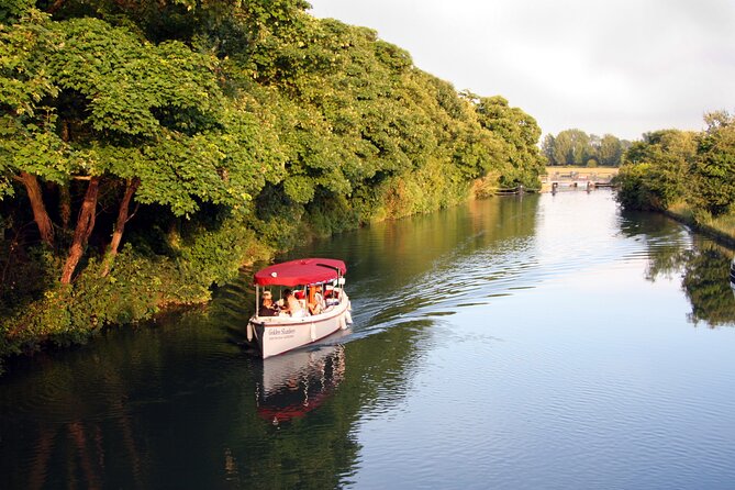 Afternoon Tea Sightseeing River Cruise in Oxford - From rowing traffic to quiet water meadows