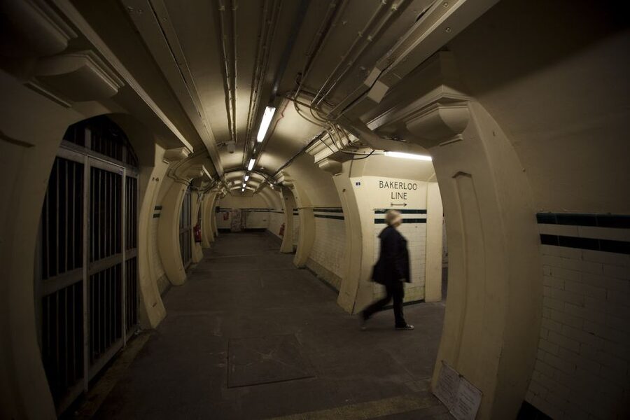 Aldwych: Hidden Tube Station Guided Tour - Platforms, tunnels, and walkways