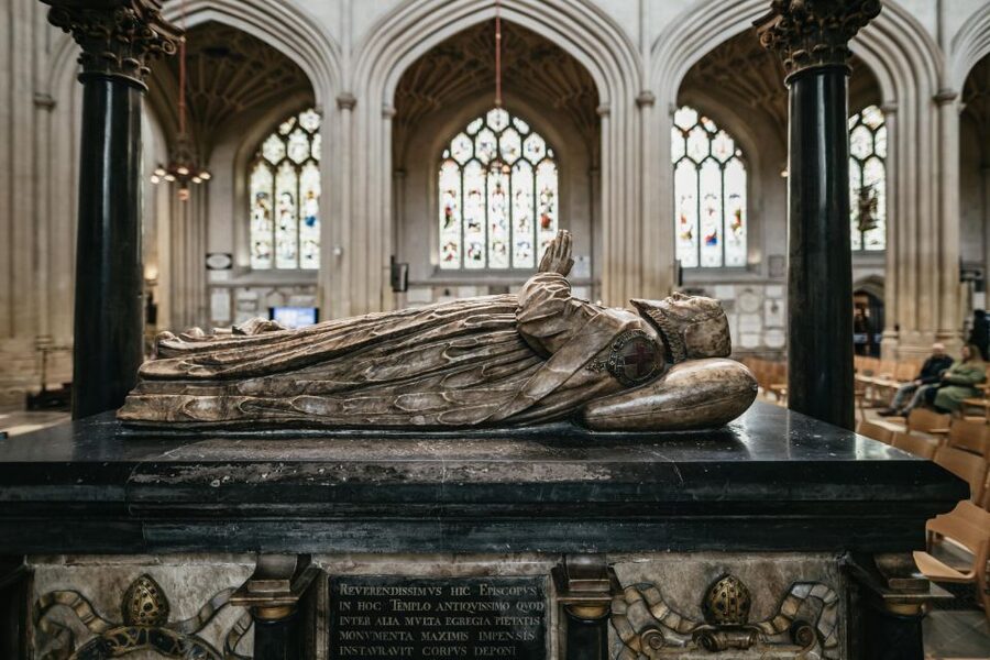 Bath: Bath Abbey and Discovery Centre Entry - Follow the story of Bath’s water