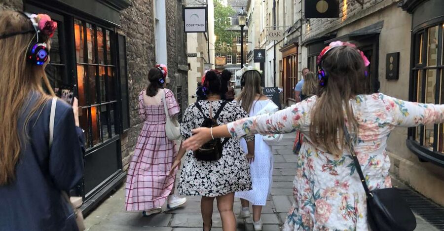 Bath: Bridgerton Filming Locations Walking Tour with Music - Bath Street, Abbey Green, and the city between scenes