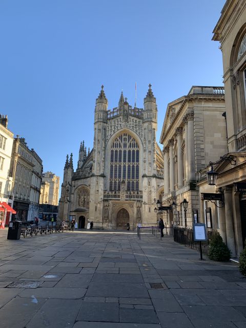 Bath: Guided City Walking Tour with Entry To The Roman Baths - Starting at Bath Abbey and the Pump Room