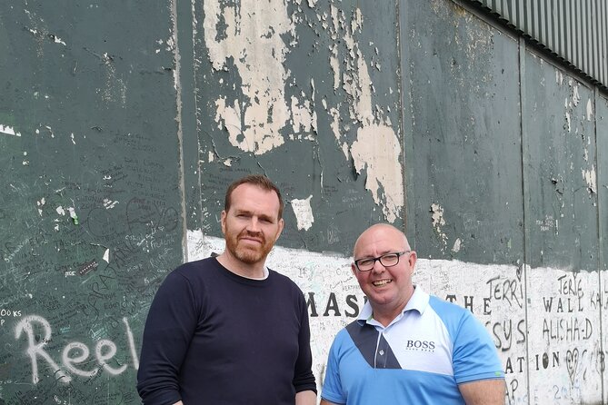 Belfast black taxi tours - Shankill Road and Loyalist murals