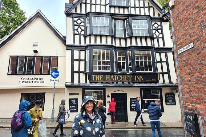 Blackbeard to Banksy - The Ultimate Walking Tour of Bristol - Finding Banksy without wandering in circles