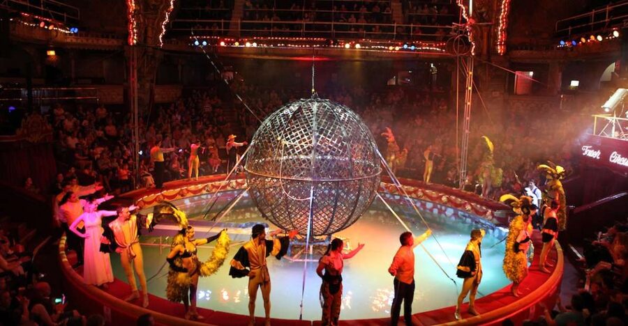 Blackpool: Blackpool Tower Circus Entrance Ticket - Inside Blackpool Tower Circus