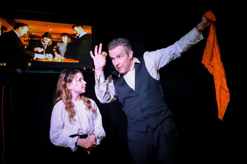 Blackpool: Family Magic Show with Award-Winning Magician - Drinks, atmosphere, and the pace of the evening
