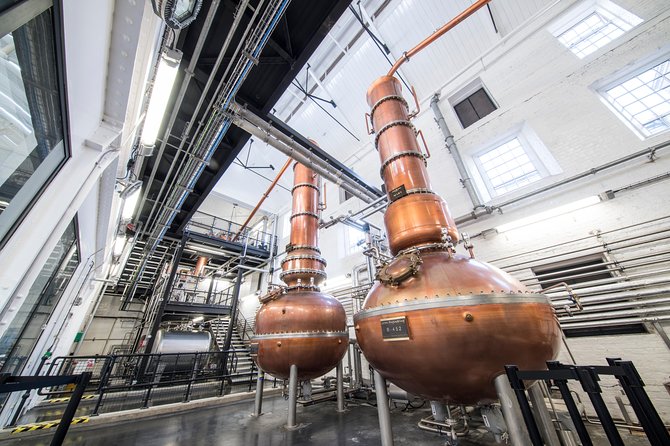 Bombay Sapphire Gin Cocktail Masterclass and Tour - Who will enjoy this most?