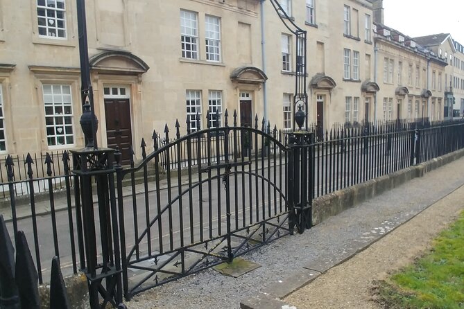 Bridgerton Walking Tour of Filming Locations & Storylines - Bath - Queen Square, the Assembly Rooms, and the Ramsbury ballroom