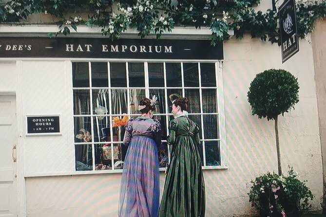 Bridgerton Walking Tour of Filming Locations & Storylines - Bath - The Royal Crescent finish