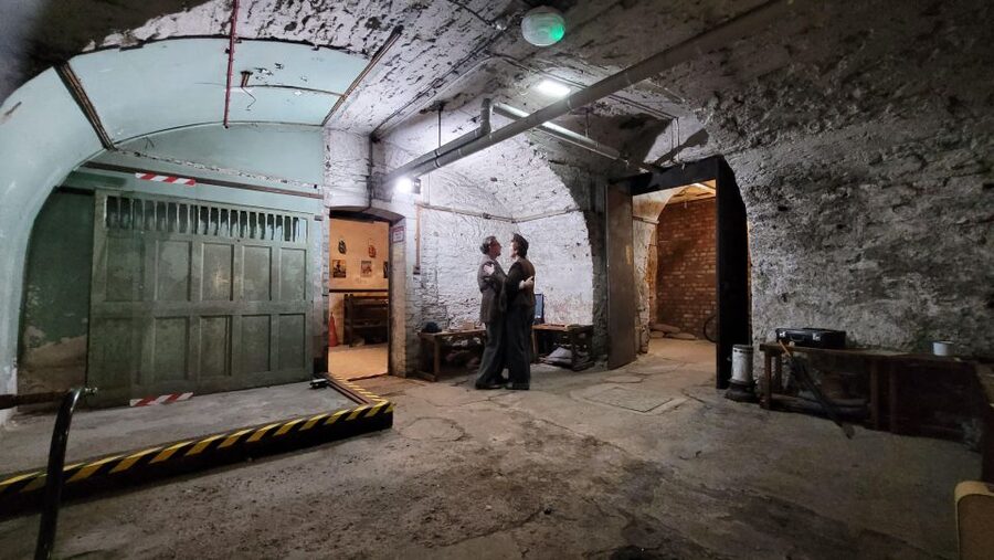 Bristol: Air Raid Shelter & St. Nicholas Market Walking Tour - Why the underground shelter makes this Bristol tour different