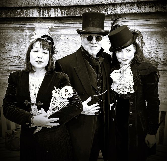 Bristol: Guided Ghost Tour - Bristol Beacon and the move into older streets
