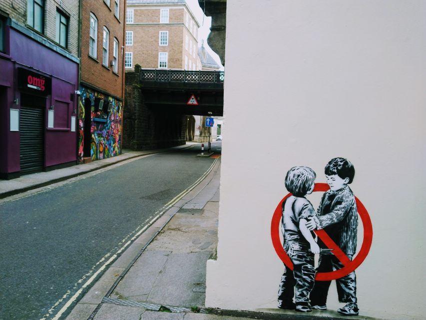 Bristol: Self-Guided Sightseeing Audio Tour - Key points at a glance