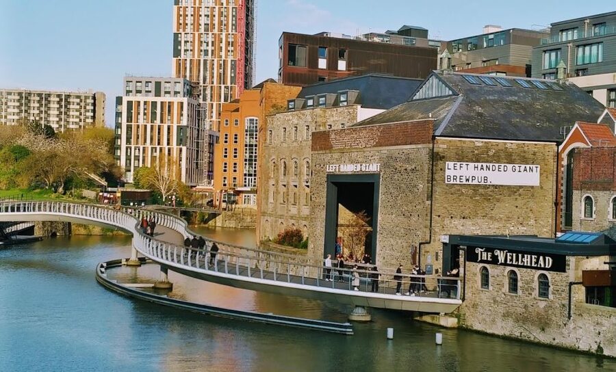 Bristol: Self-Guided Sightseeing Audio Tour - Bristol’s oldest pub and the Banksy stops