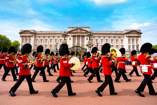 Buckingham Palace Entrance Ticket & Changing of the Guard Tour - Meeting at the Duke of York Column