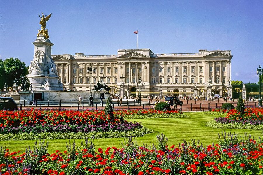 Buckingham Palace: The State Rooms Entrance Ticket - The Multimedia Guide Lets You Set the Pace