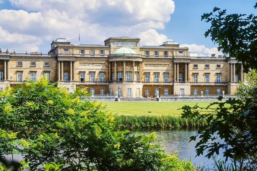 Buckingham Palace: The State Rooms Entrance Ticket - The State Rooms: Ceremony, Art, and Serious Decoration