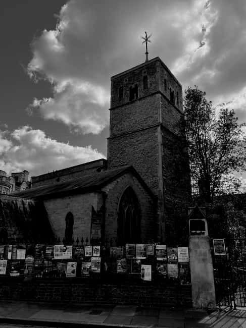 Cambridge: Ghost Tour Led by University Alumni Guide - Key points to know before you book