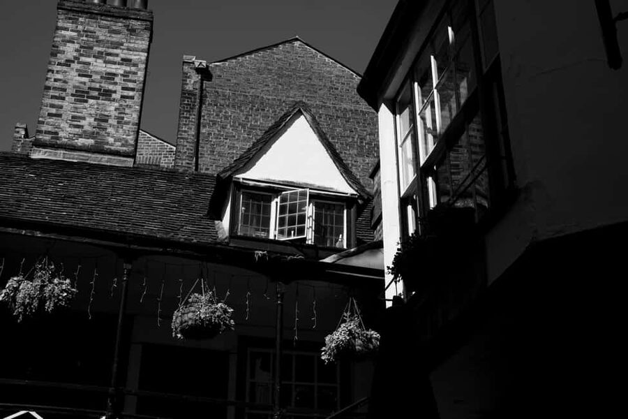 Cambridge: Ghost Tour Led by University Alumni Guide - Clare College and the first taste of old Cambridge