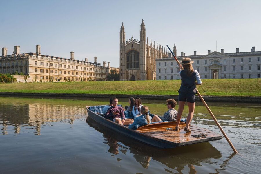Cambridge: Guided Shared River Punting Tour - Why Cambridge looks better from the River Cam