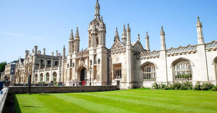 Cambridge: University Alumni Tour with Kings College Option - What this Cambridge walk is really about
