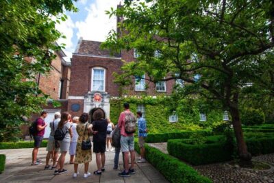 University Alumni Tour with Kings College Option