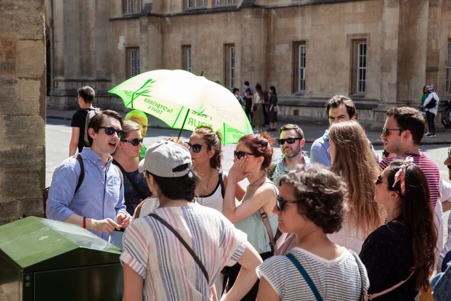 Cambridge: University Alumni Tour with Kings College Option - How the guides shape the experience