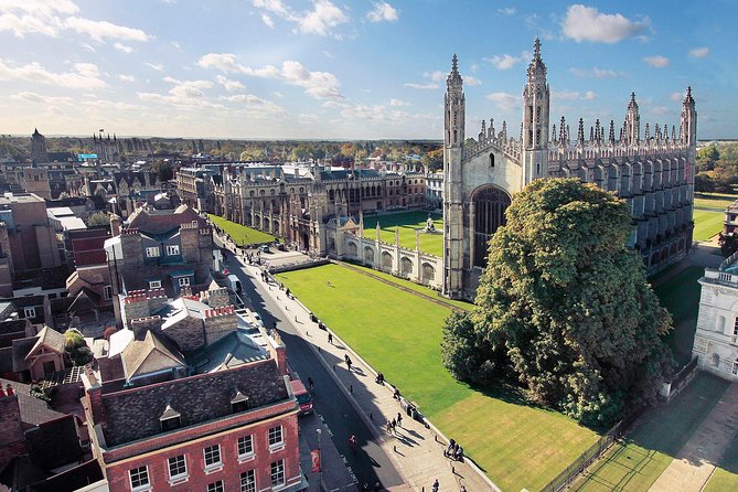 Cambridge University Walking Tour by Alumni™ Kings College Option - Corpus Christi and Queens’ College