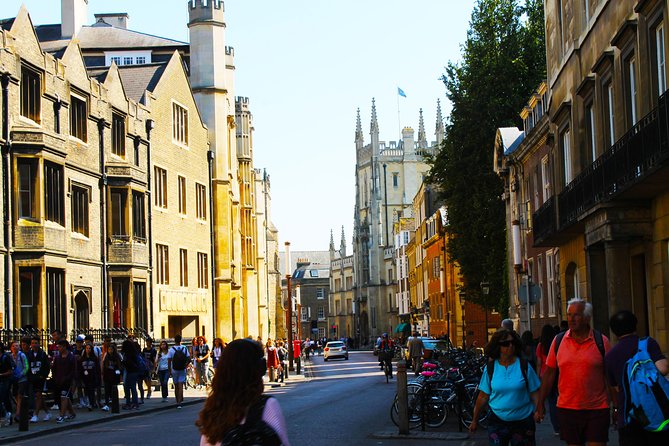 Cambridge: University Walking Tour - Senate House and the ceremonial heart of Cambridge