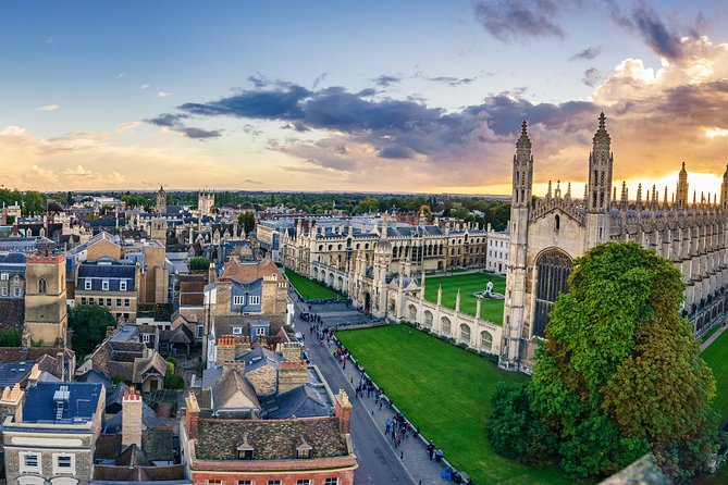 Cambridge Walking & Punting Tour by Alumni™ King’s College Option - Adding King’s College Chapel