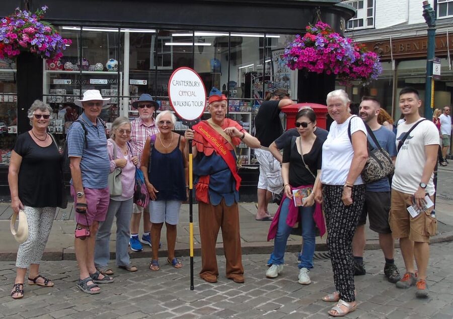 Canterbury: Walking Tour with Green Badge Guide - Pace, terrain, weather, and access
