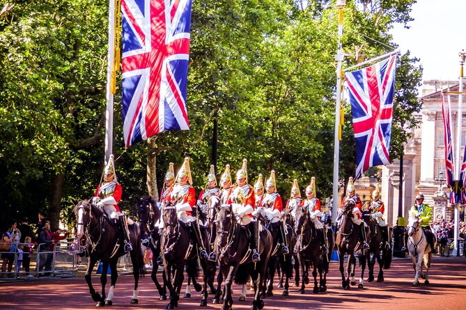 Changing of the Guard Walking Tour - Is $26.35 good value?