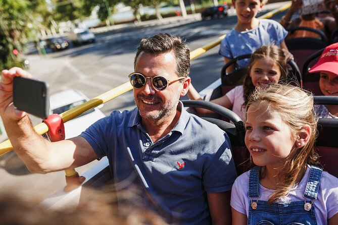 City Sightseeing London Hop-On Hop-Off Bus Tour & Bookable Extras - The green shuttle and London’s museum quarter