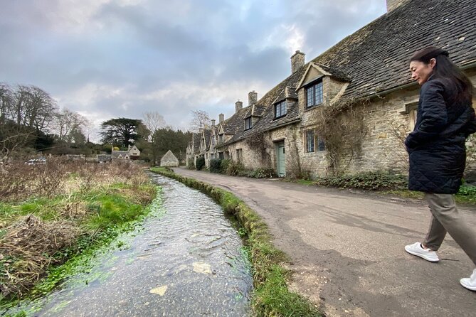 Cotswolds Day Trip from London with Optional Village Lunch - Seasonal changes and the Bibury question