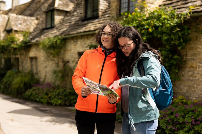 Cotswolds in a Day Tour from Moreton-in-Marsh / Stratford-on-Avon - The guides shape the day