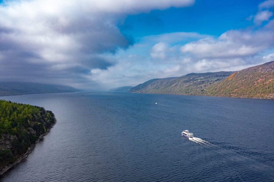 Dochgarroch: Caledonian Canal and Loch Ness 50min Cruise - The Nessie search and onboard commentary