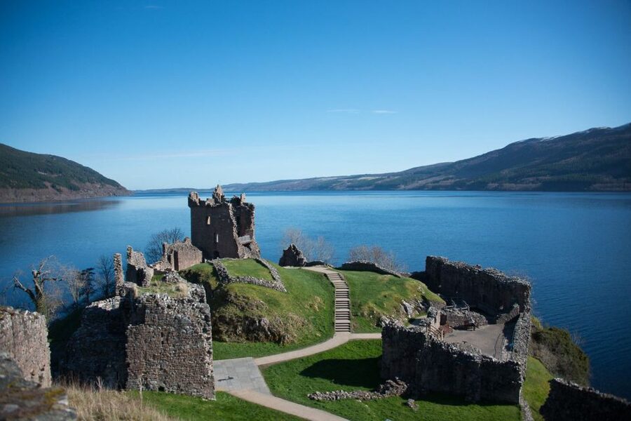 Dochgarroch: Loch Ness and Caledonian Canal 2-Hour Cruise - Live commentary with history, humor, and quiet time