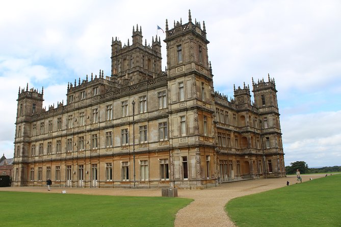 Downton Abbey and Village Small Group Tour from London - Gardens, grounds, and the aristocratic setting