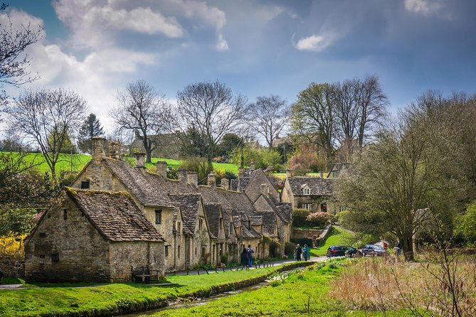 Downton Abbey Village, Blenheim Palace and Cotswolds Day Trip from London - Price, practical comfort, and value