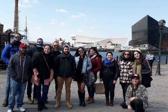 Downtown Liverpool Walking Tour - In Spanish - What the guides add to the experience