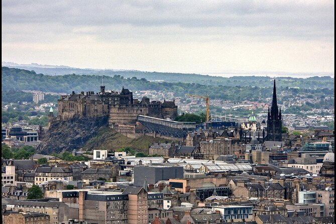 Edinburgh Castle Guided Tour - Tickets Included - What the tour does not include