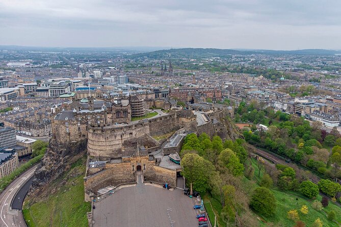 Edinburgh Castle: Guided Walking Tour with Entry Ticket - Meeting at St Giles Cathedral, then walking uphill
