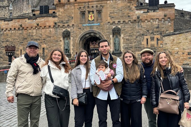 Edinburgh Castle & Royal Mile Walking Tour - Ticket Included - Entering Edinburgh Castle and hearing the One O’Clock Gun