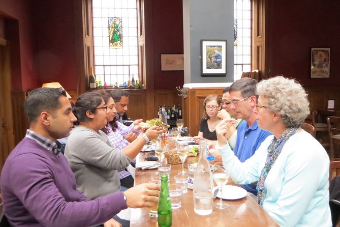 Edinburgh Food & Drink Tour with EatWalk Tours - Starting in the Grassmarket