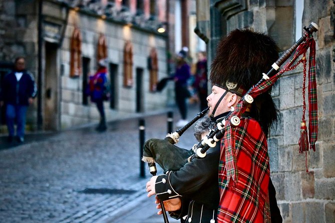 Edinburgh Food Tour with Scotch, Haggis, a Secret Dish & More - From plants to industry, the wider route adds variety