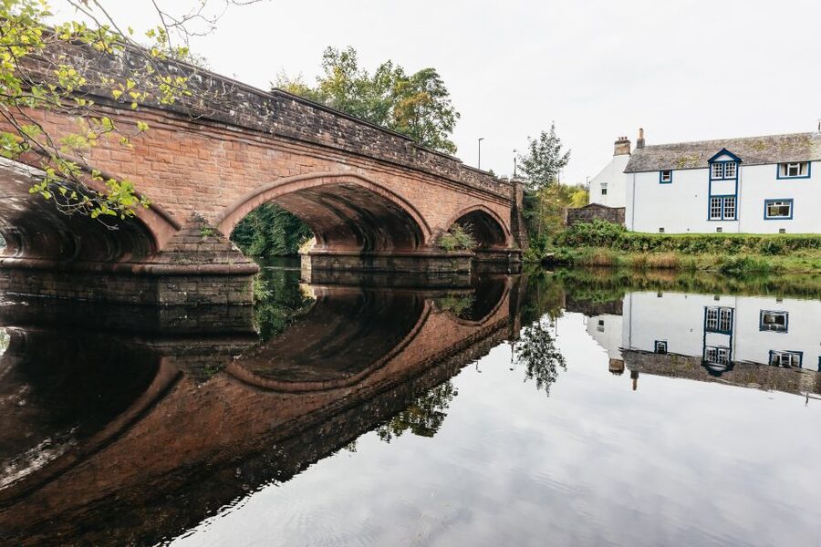 Edinburgh: Loch Ness, Glencoe, Coos & the Highlands Day Tour - Stirling and the William Wallace story