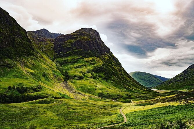 Edinburgh: Loch Ness, Glencoe & The Highlands - Callander gives you an easy first break