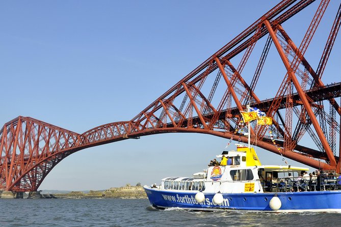 Edinburgh Three Bridges Cruise - What happens during the 90-minute cruise