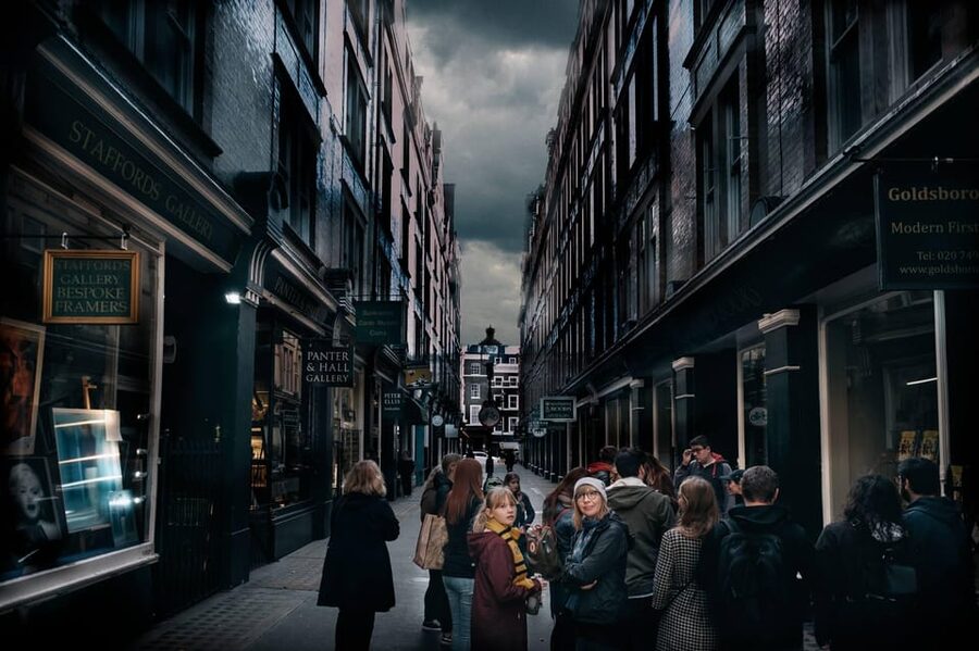 French Language: Original Harry Potter Walking Tour - Price, timing, and practical value